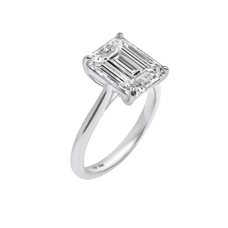 Safi Emerald-Cut Diamond Ring Platinum